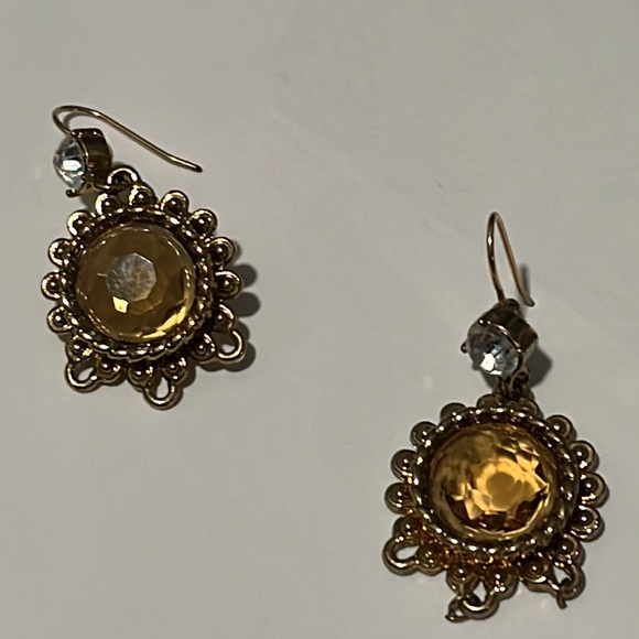 Vintage Monet earrings great condition - Picture 2 of 6